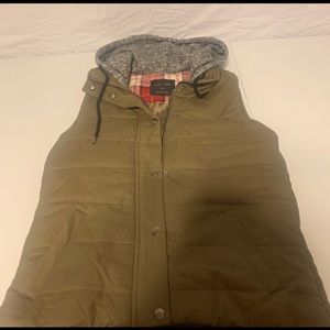 Love Tree Army Green Grey Hooded Puffer Vest S